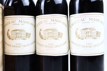 12 Bouteilles de MARGAUX 1988 du Château...