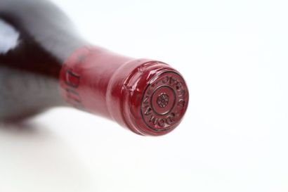 1 bouteille de BONNES MARES 1975 du Domaine...