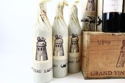 12 Bouteilles de PAUILLAC 1988 du Château...