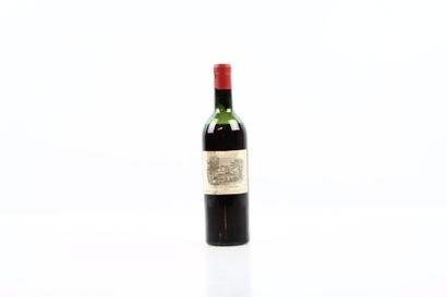 1 bouteille de PAUILLAC 1962 du Château LAFITE-ROTHSCHILD...