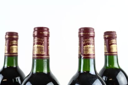 12 Bouteilles de MARGAUX 1988 du Château...