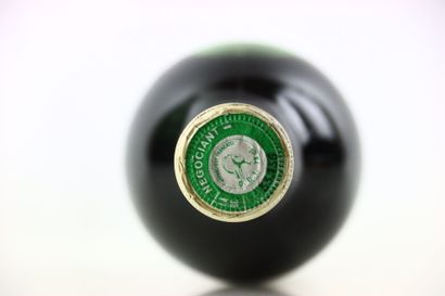 1 bouteille de PAUILLAC 1967 du Château LAFITE-ROTHSCHILD...
