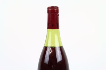 1 bouteille de BONNES MARES 1975 du Domaine...