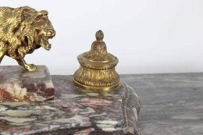Marble and gilt bronze inkwell with two richly...
