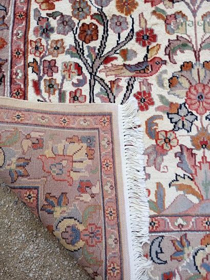 Carpets. Lahore. Pakistan. Signed. Wool and...