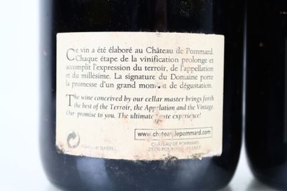 Réunion de 4 bouteilles de POMMARD du Château...