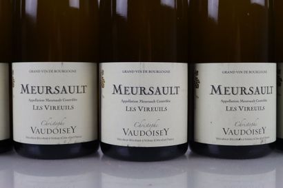 6 bouteilles de MEURSAULT Les Vireuils 2022...