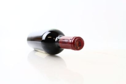 1 bouteille de PAUILLAC 1990 de Château LATOUR...