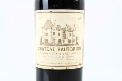 1 bouteille de GRAVES 1958 du Château HAUT-BRION....