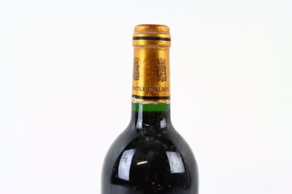 1 bouteille de SAINT-JULIEN 2000 du Château...