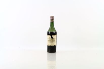 1 bouteille de PESSAC-LEOGNAN 1960 du Château...