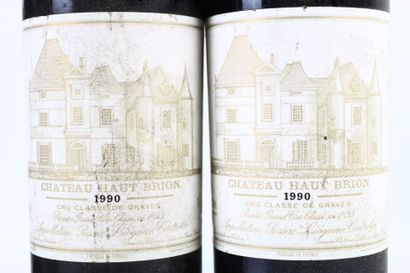 4 bouteilles de PESSAC-LEOGNAN 1990 du Château...