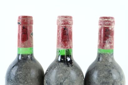 3 bouteilles de PAUILLAC 1983 du Château...