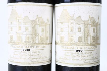 4 bouteilles de PESSAC-LEOGNAN 1990 du Château...