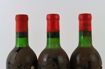 3 bouteilles de MARGAUX 1970 du Château RAUZAN-GASSIES,...