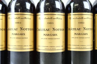 10 bouteilles de MARGAUX 1983 du Château...