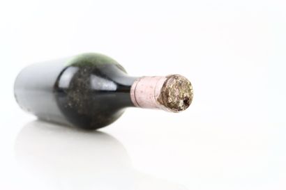 1 bouteille de PESSAC-LEOGNAN 1960 du Château...
