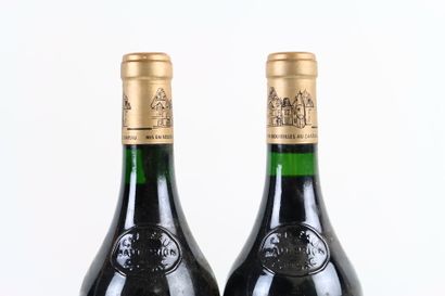 4 bouteilles de PESSAC-LEOGNAN 1990 du Château...