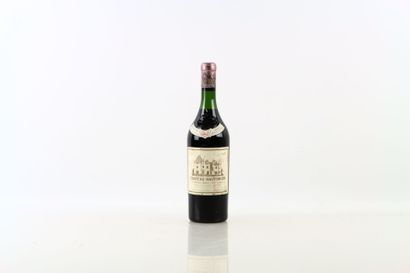 1 bouteille de GRAVES 1958 du Château HAUT-BRION....
