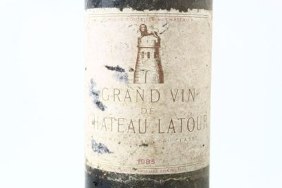 3 bouteilles de PAUILLAC 1983 du Château...
