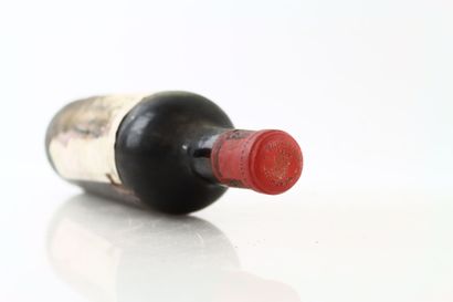 1 bouteille de PAUILLAC 1954 du Château LATOUR...