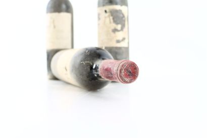 3 bouteilles de PAUILLAC 1983 du Château...