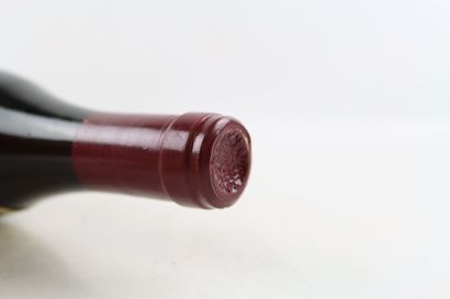 1 bouteille de VOLNAY 1er Cru 2015 du Domaine...