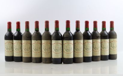 12 bottles of SAINT-EMILION Grand Cru 1990...