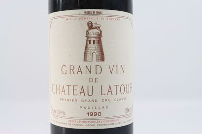 1 bouteille de PAUILLAC 1990 du Château LATOUR,...