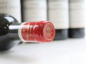 Caisse bois 12 bouteilles de PAUILLAC 1974...