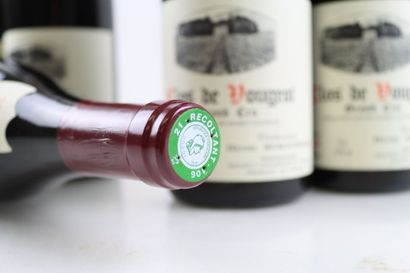 6 bouteilles de CLOS DE VOUGEOT 2000 du Domaine...