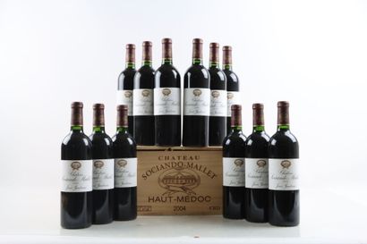 12 bouteilles de HAUT-MEDOC 2004 du Château...
