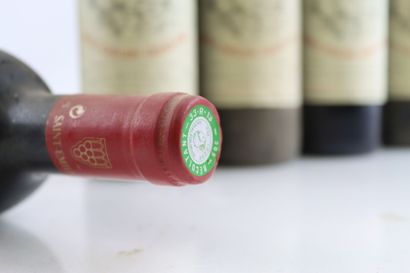 12 bottles of SAINT-EMILION Grand Cru 1990...