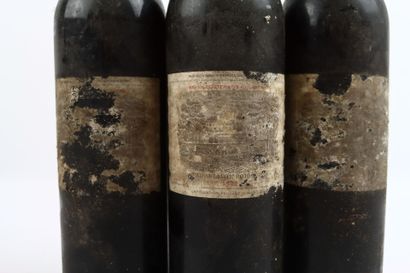 3 Bouteilles de PAUILLAC 1972 supposées du...