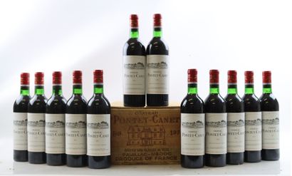 Caisse bois 12 bouteilles de PAUILLAC 1974...