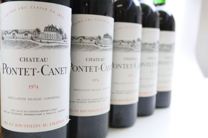 Caisse bois 12 bouteilles de PAUILLAC 1974...