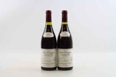 2 bouteilles de CLOS-VOUGEOT 1989 du Domaine...