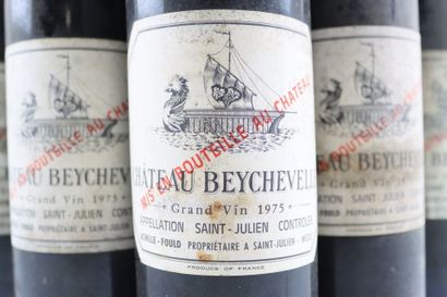 5 bouteilles de SAINT-JULIEN 1975 du Château...