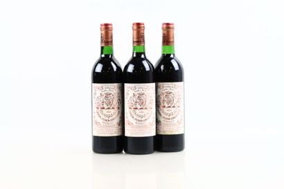 3 bouteilles de PAUILLAC 1983 du Château...