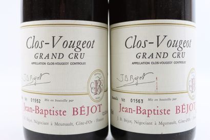 2 bouteilles de CLOS-VOUGEOT 1989 du Domaine...