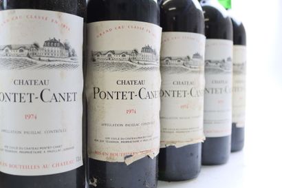 Caisse bois 12 bouteilles de PAUILLAC 1974...