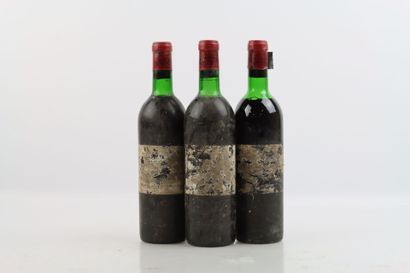 3 Bouteilles de PAUILLAC 1972 supposées du...