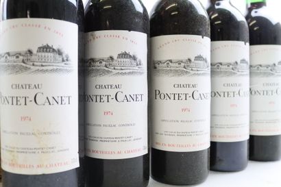 Caisse bois 12 bouteilles de PAUILLAC 1974...