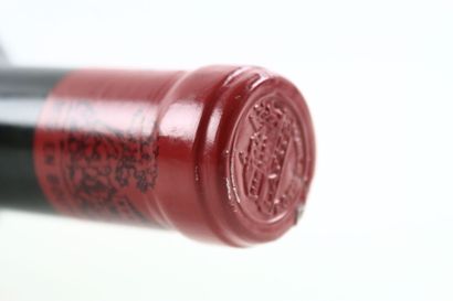 1 bouteille de PAUILLAC 1957 du Château LAFITE-ROTHSCHILD....