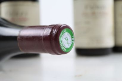 7 bouteilles de VOLNAY Clos des Chênes 1988...