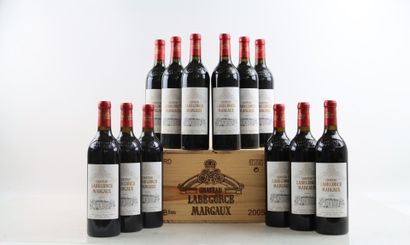 12 bouteilles de MARGAUX 2005 du Château...