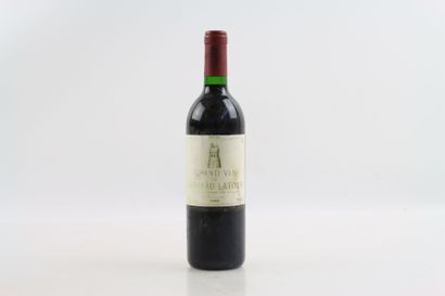 1 bouteille de PAUILLAC 1989 du Château LATOUR...