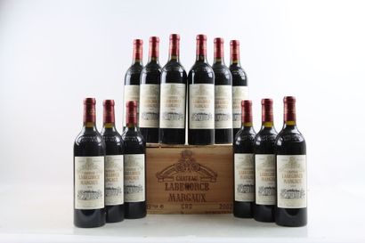 12 bouteilles de MARGAUX 2002 du Château...