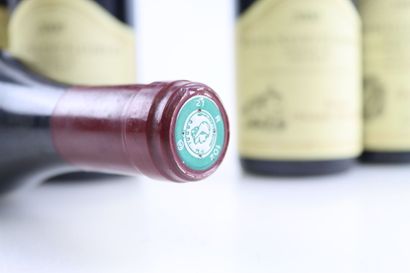 Réunion de 7 bouteilles de Côtes de Nuits...