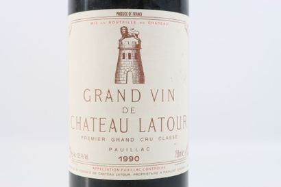 1 bouteille de PAUILLAC 1990 du Château LATOUR,...